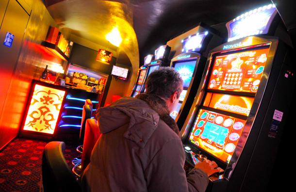 Gioco d’azzardo in paese? Messo alla porta