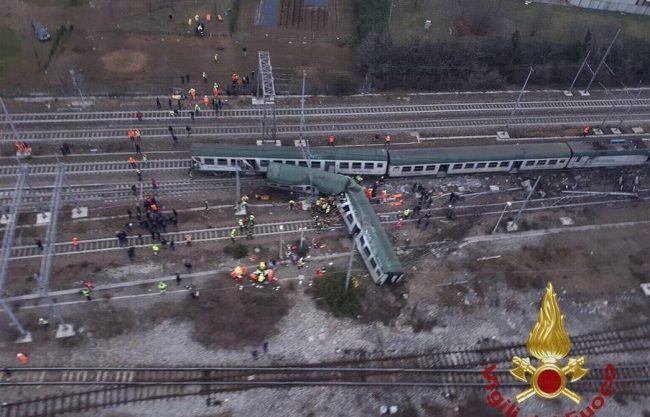 Tragedia Pioltello, nasce un gruppo per i sopravvissuti. Eri su quel treno? Iscriviti