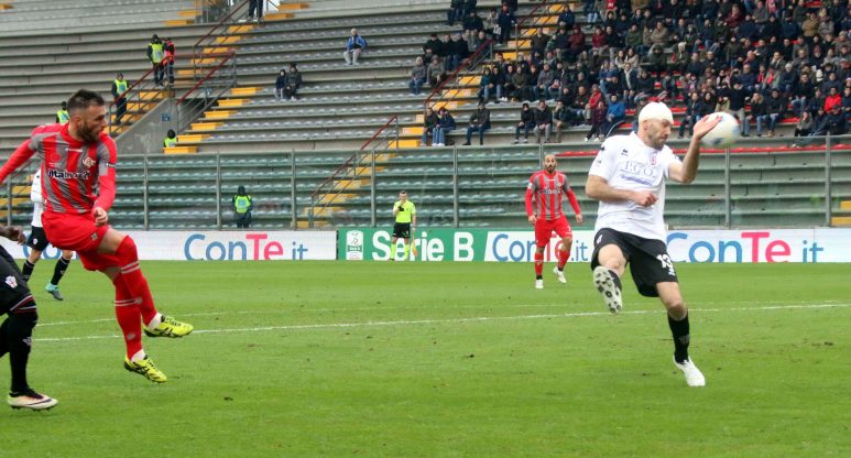 Cremonese, passo falso allo Zini con la Pro Vercelli
