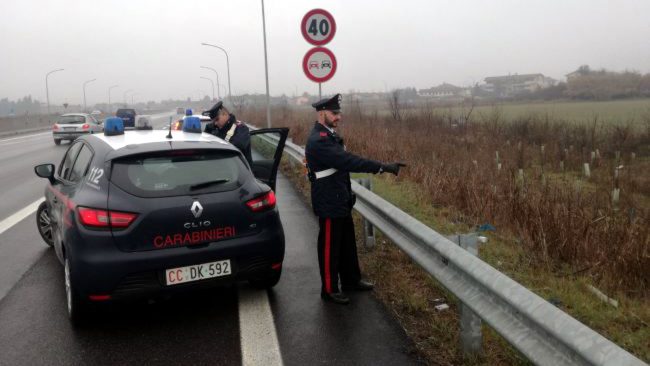 Sassi sulle macchine incubo scampato fra Cremasco e Lodigiano