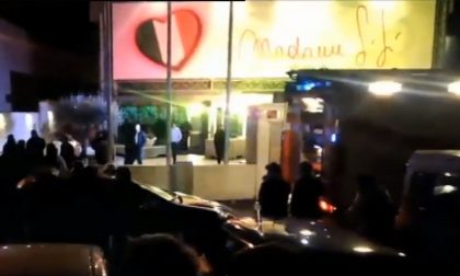 Incendio discoteca Desenzano ragazzi da Cremona nell'inferno Madame Sisi