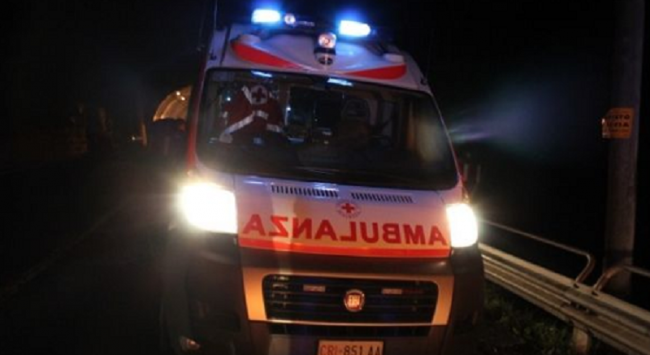 Ciclista investito grave 30enne SIRENE DI NOTTE