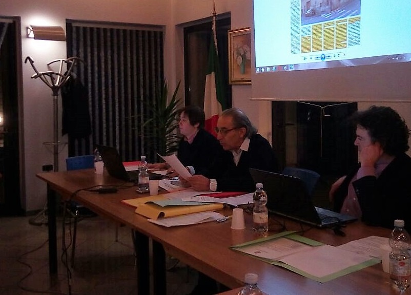 Spese pazze, il sindaco denuncia la rimborsopoli agnadellese