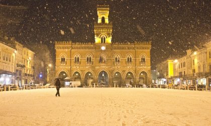 Neve Casalmaggiore oggi scuole chiuse di ogni ordine e grado