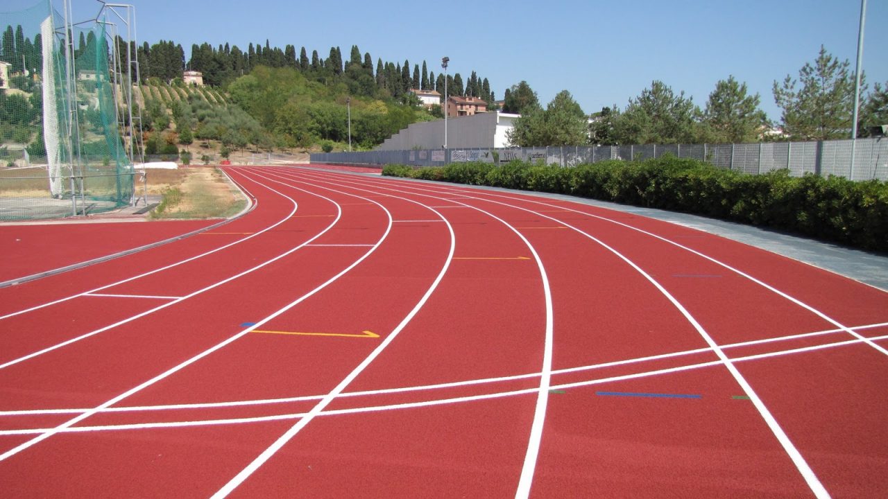 Pista di atletica: arriva la recinzione