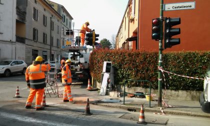 Semaforo Via Castellone tecnici sul posto