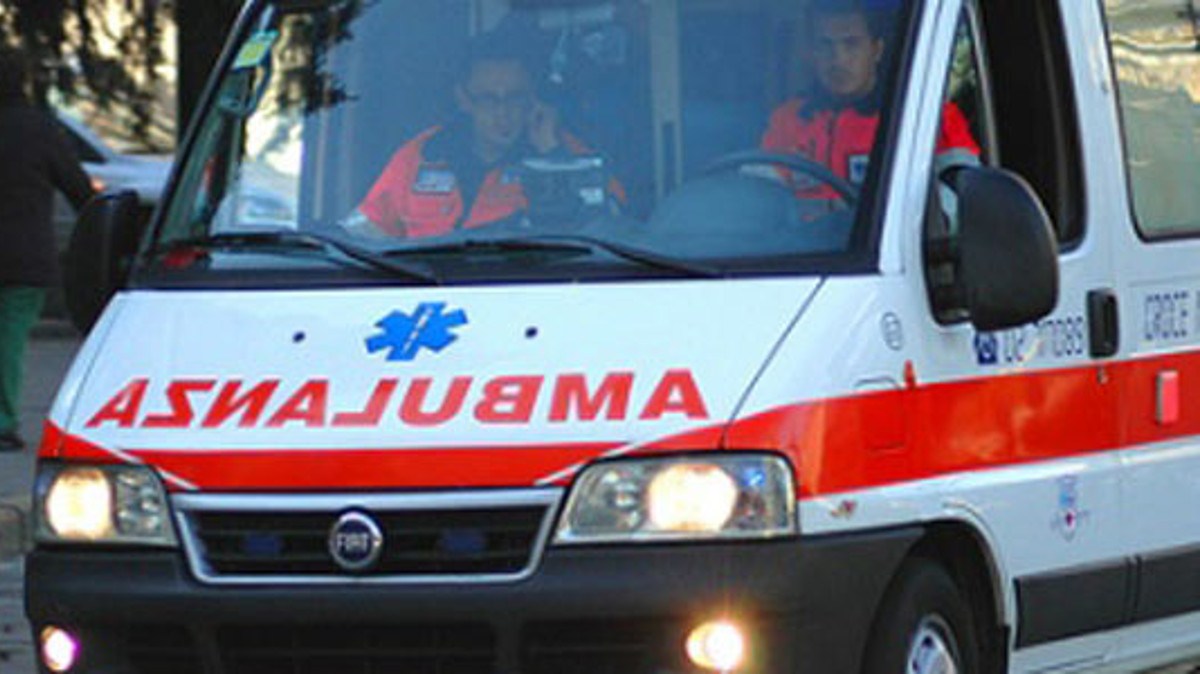 Malore a Canneto sull’Oglio: 47enne muore al bar