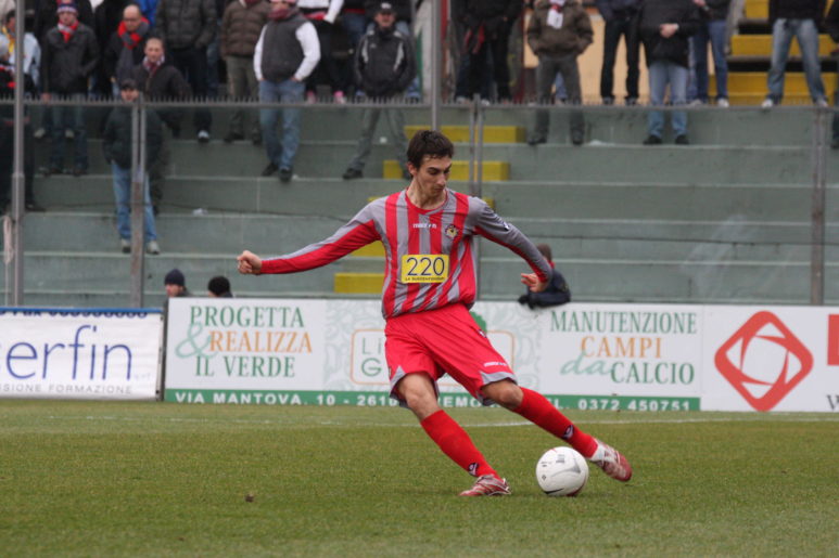 Davide Astori morte la Cremonese lo ricorda, la serie A si ferma