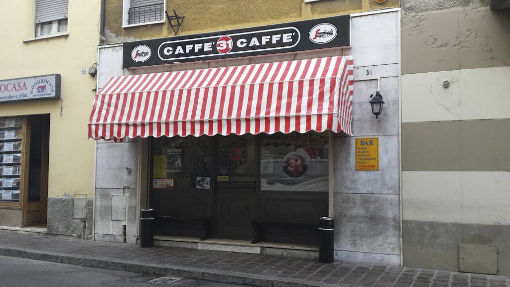 Denunciati per furto al bar Caffè 31