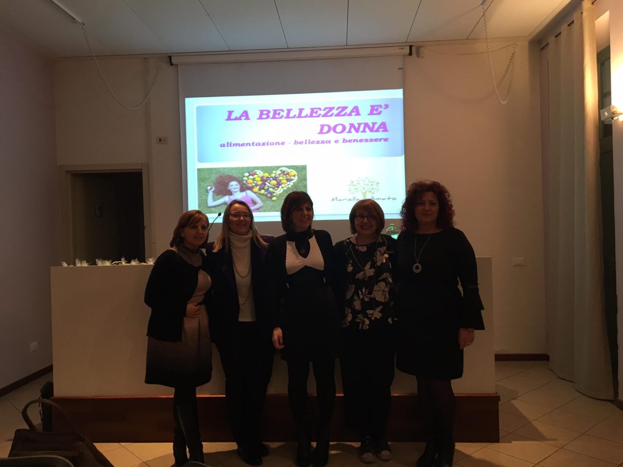 Festa della donna organizzata dal Comune, un condensato di stereotipi sessisti