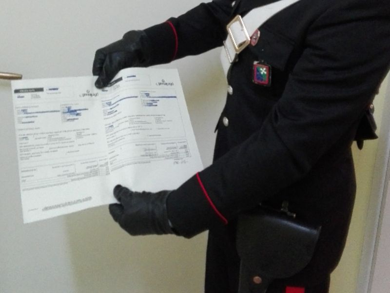 Polizze false arrestato assicuratore