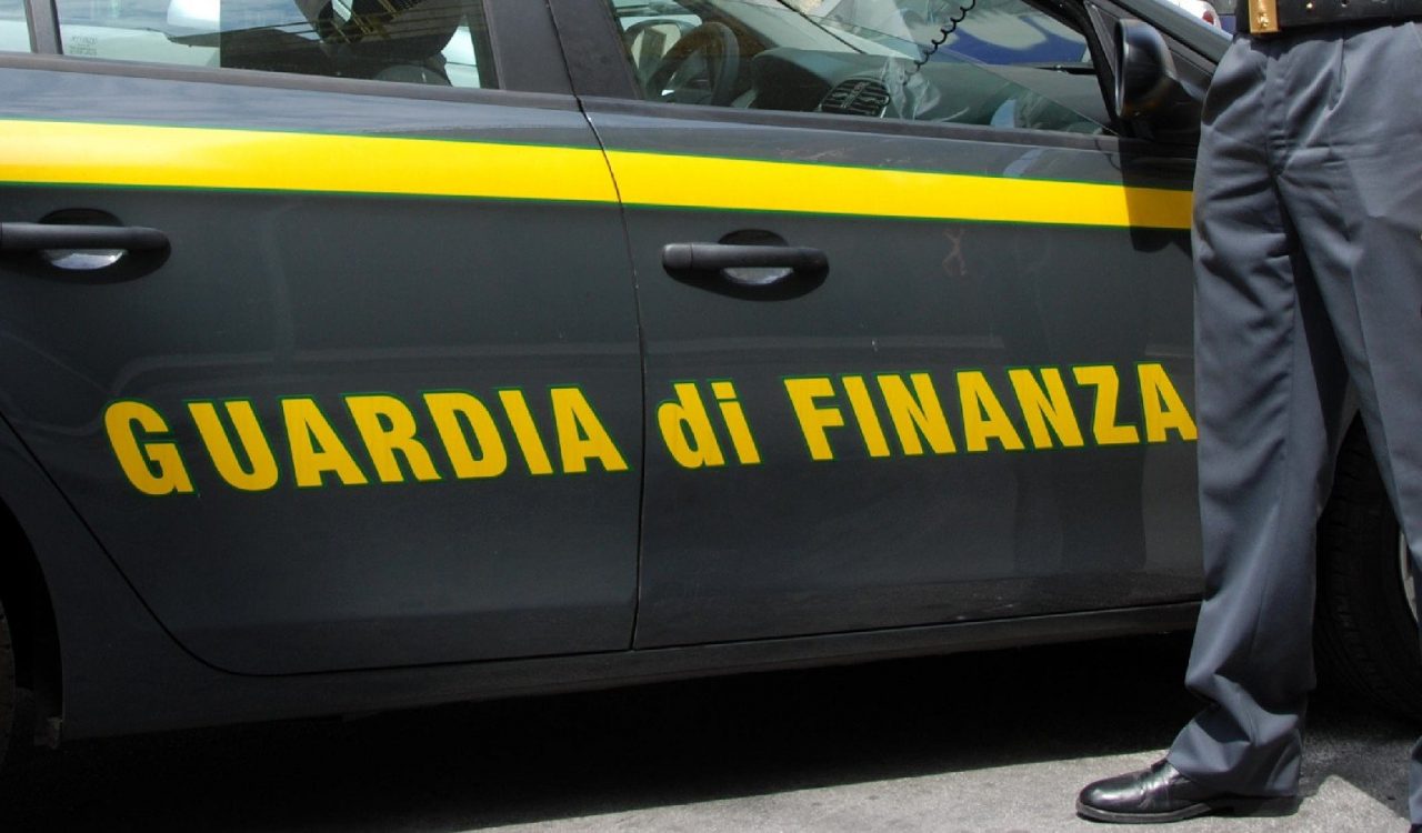 Guardia di Finanza, concorso per titoli ed esami: entro quando presentare la domanda