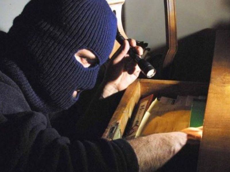 Legato e rapinato a casa: condannati gli autori