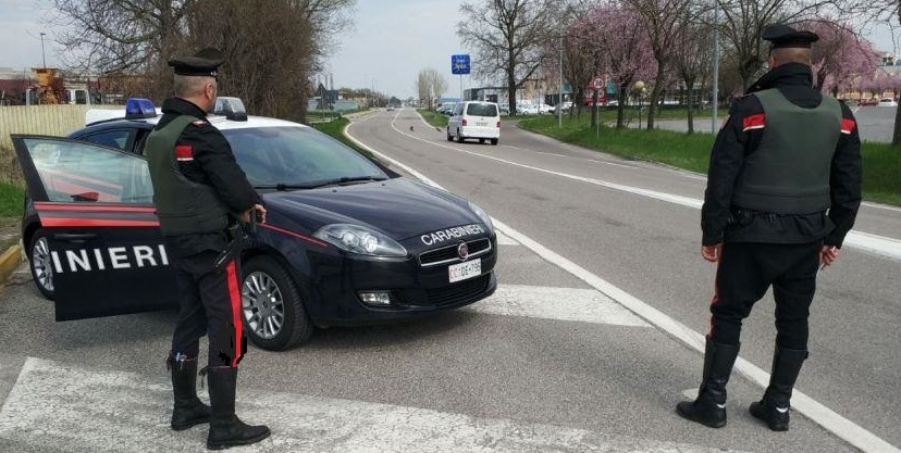 Evade dai domiciliari, arrestato a seguito di una lite