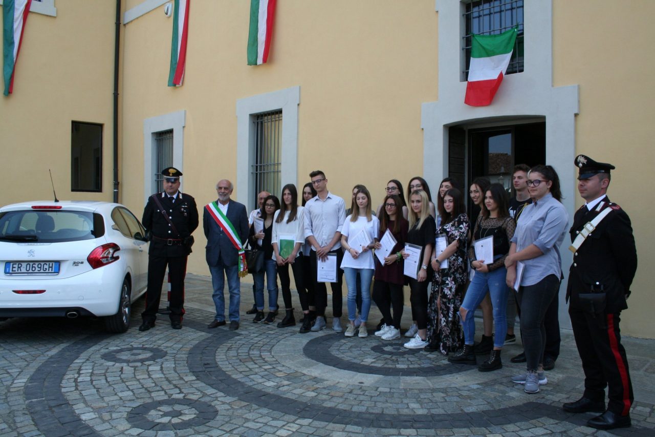 La Costituzione ai 18enni il giorno della Festa della Repubblica