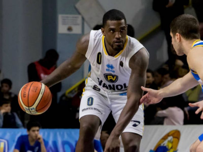Basket Vanoli: Johnson-Odom positivo all’antidoping