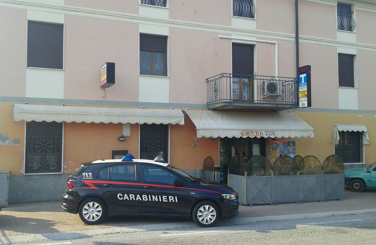 Ruba Gratta e Vinci per un valore di 100 euro, denunciata