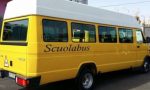 Danneggiano lo scuolabus: nei guai tre giovani, uno è minorenne