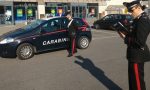 Trova denaro e lo consegna ai carabinieri, si cerca il proprietario