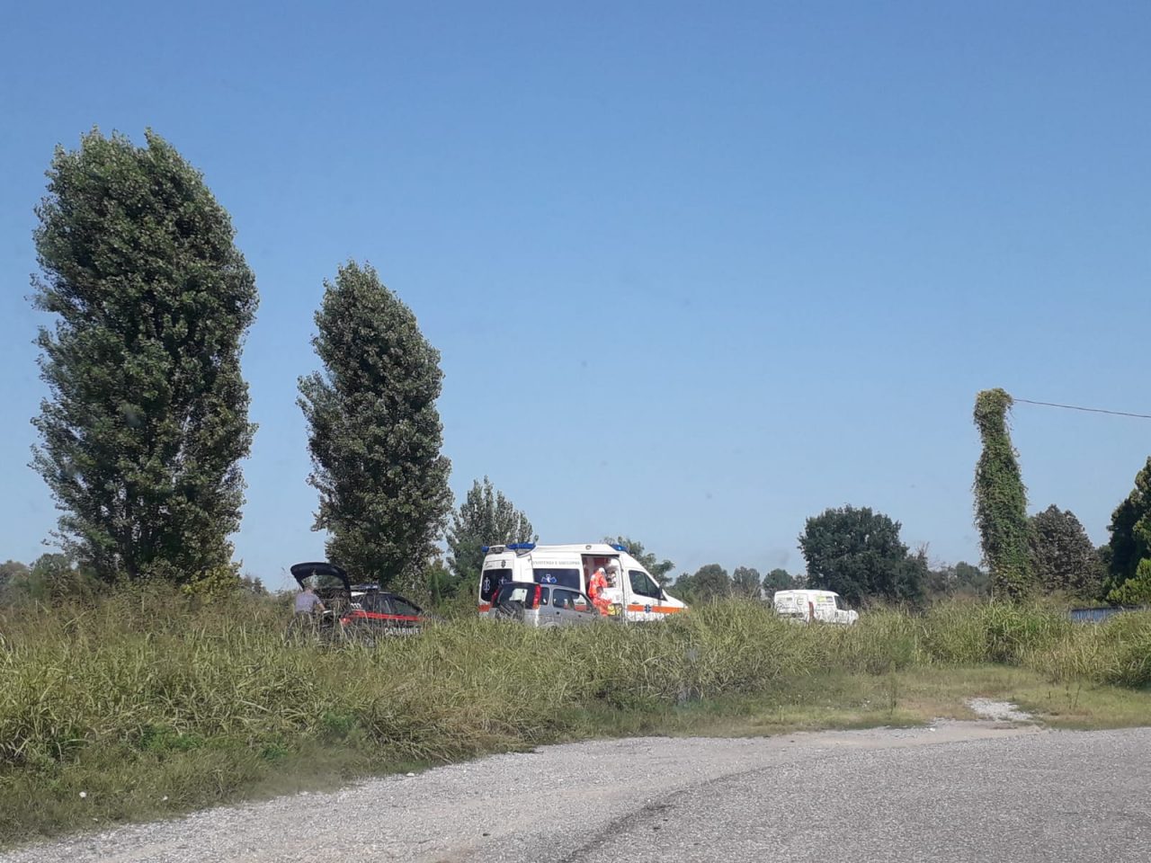 Incidente a Palazzo Pignano tampona l’auto che voleva sorpassare