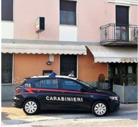 Finte guardie derubano una pensionata di 72 anni