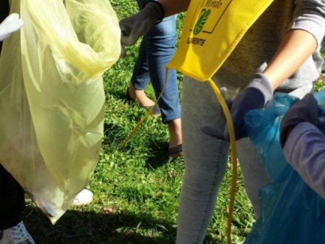 “Puliamo il Mondo”, anche il Comune di Cremona a “caccia” di mozziconi e rifiuti abbandonati