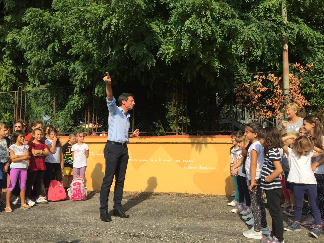 La scuola primaria del Boschetto ha finalmente il suo murale