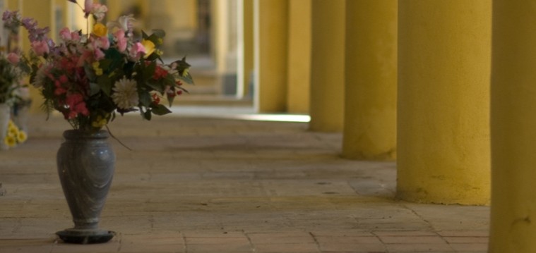 Commemorazione dei defunti: navette gratuite per il Civico Cimitero