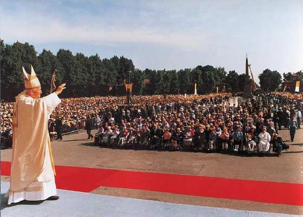 Quarant’anni fa Karol Wojtyla diventava Papa Giovanni Paolo II VIDEO FOTO