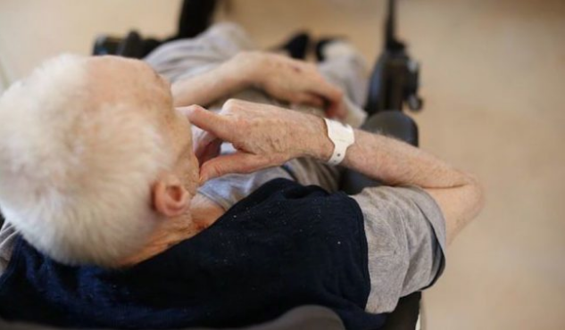 Anziani regolarmente vaccinati risultano positivi al Covid