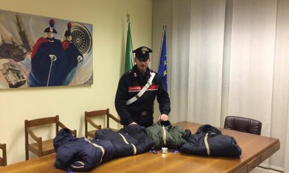 Duplice arresto per furto di abbigliamento al centro commerciale