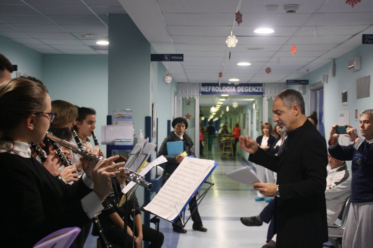 All’ospedale di Cremona “Concerto Diffuso” dell’Orchestra giovanile Mousikè