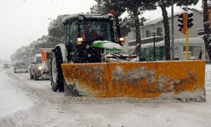 Cremona, attivato il piano neve: spargisale in azione già da ieri