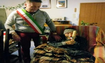 Vailatese e centenario: gli auguri del sindaco a nonno Battista