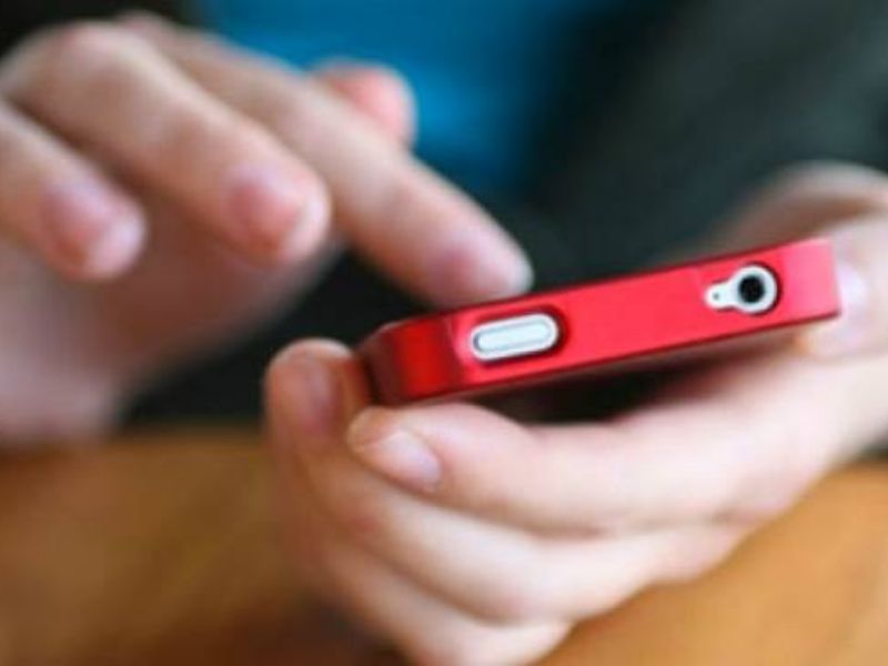 “Istigazione a violare il Dpcm”: denunciato per un commento su Facebook