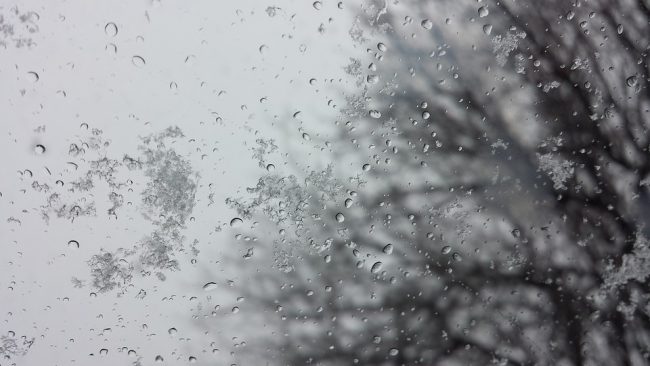 Domani, venerdì, arriva la neve sui monti, mista a pioggia in pianura | Previsioni Meteo Lombardia
