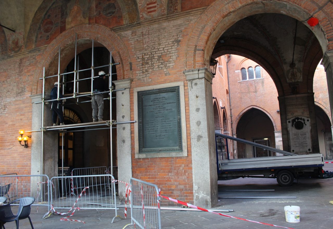 Messa in sicurezza degli archi dei portici di Palazzo Comunale