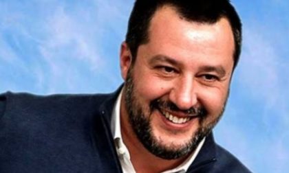 #Salvini non mollare: la Lega scende in piazza