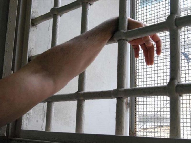 Agente carcerario sequestrato da detenuti: avevano un piano omicida