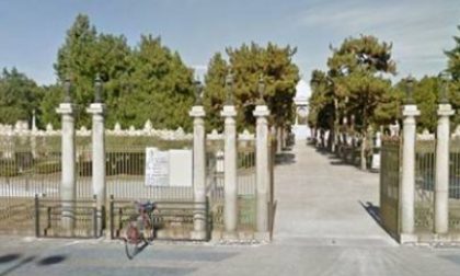 Troppe morti tra marzo e aprile, finiti i loculi al Cimitero di Cremona