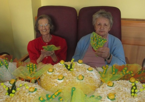 Festa della donna, anche alla Rsa di Pandino mimose e allegria