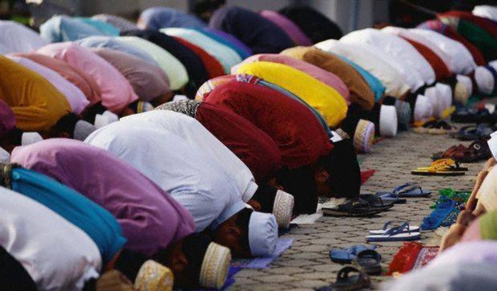 Una moschea all’interno del capannone, il Tar impone chiusura