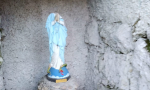 Decapitata la statua della Madonna, individuati i baby vandali