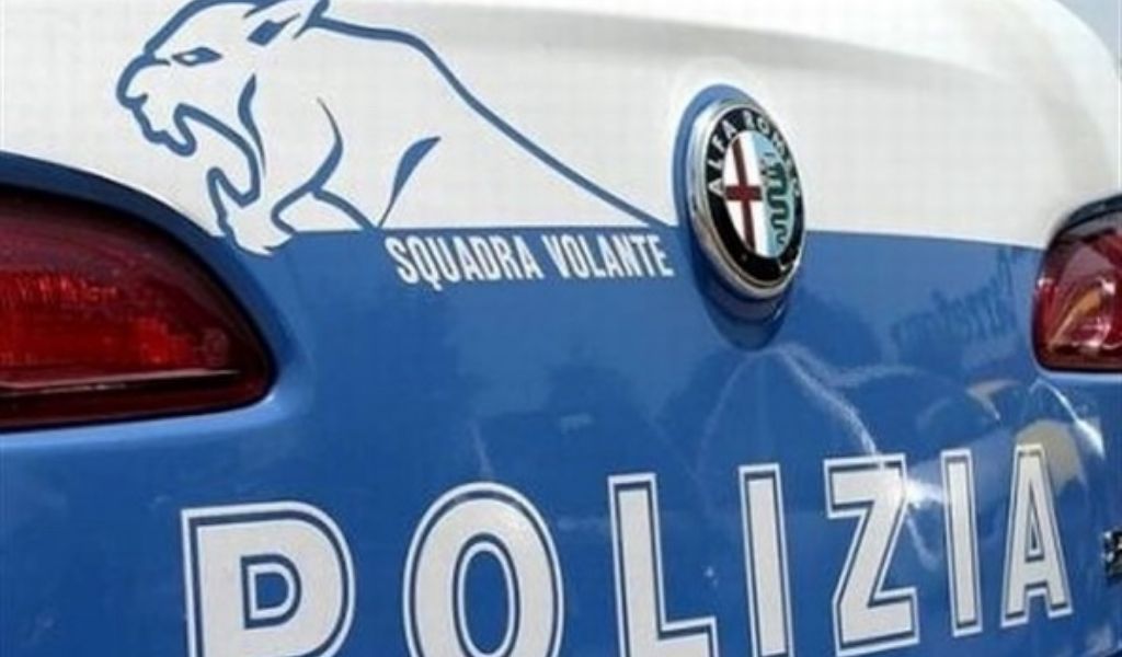 Si aggira ubriaco e con fare sospetto al supermercato Lidl, denunciato