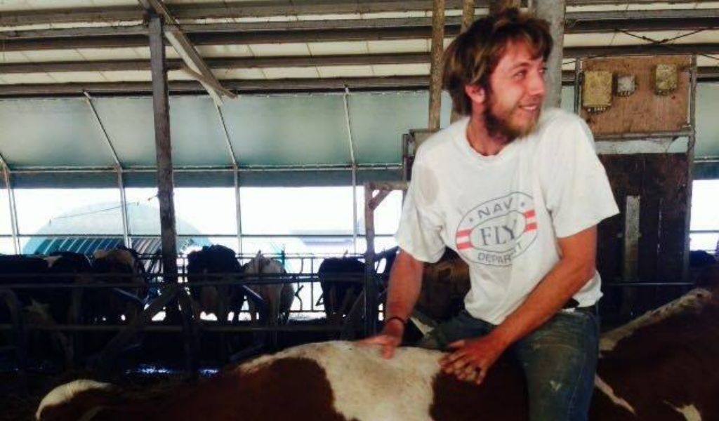 Tragedia sul lavoro, 26enne muore travolto da una balla di fieno