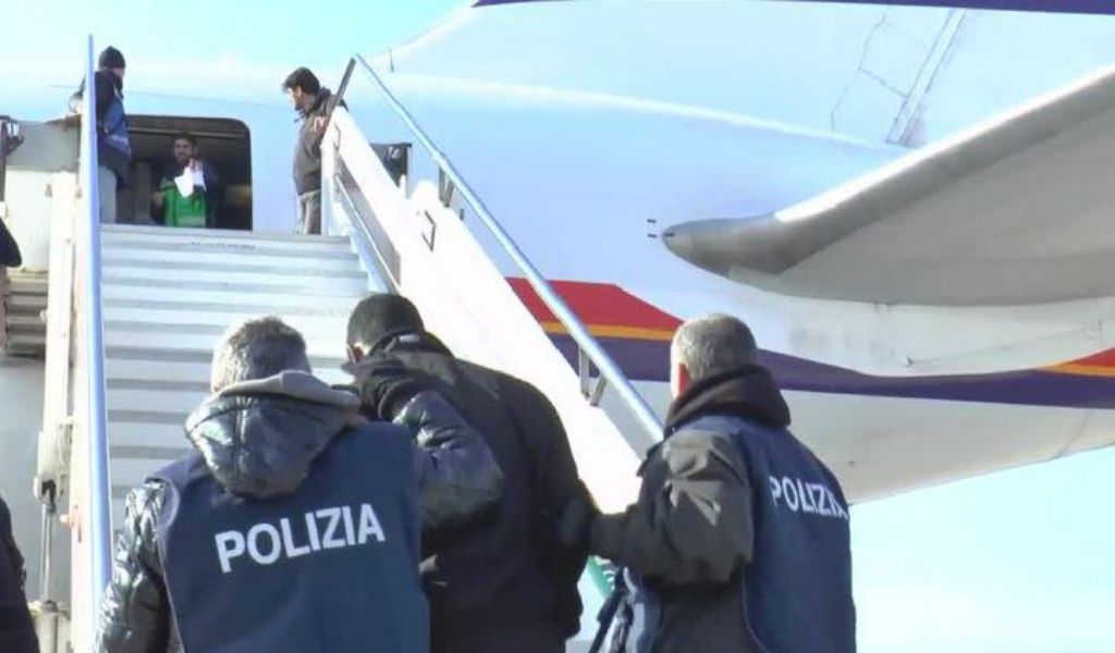 Lezioni filo-jihadiste a giovani musulmani, espulso kosovaro