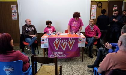 La Festa delle Famiglie Arcobaleno va in scena sotto la pioggia
