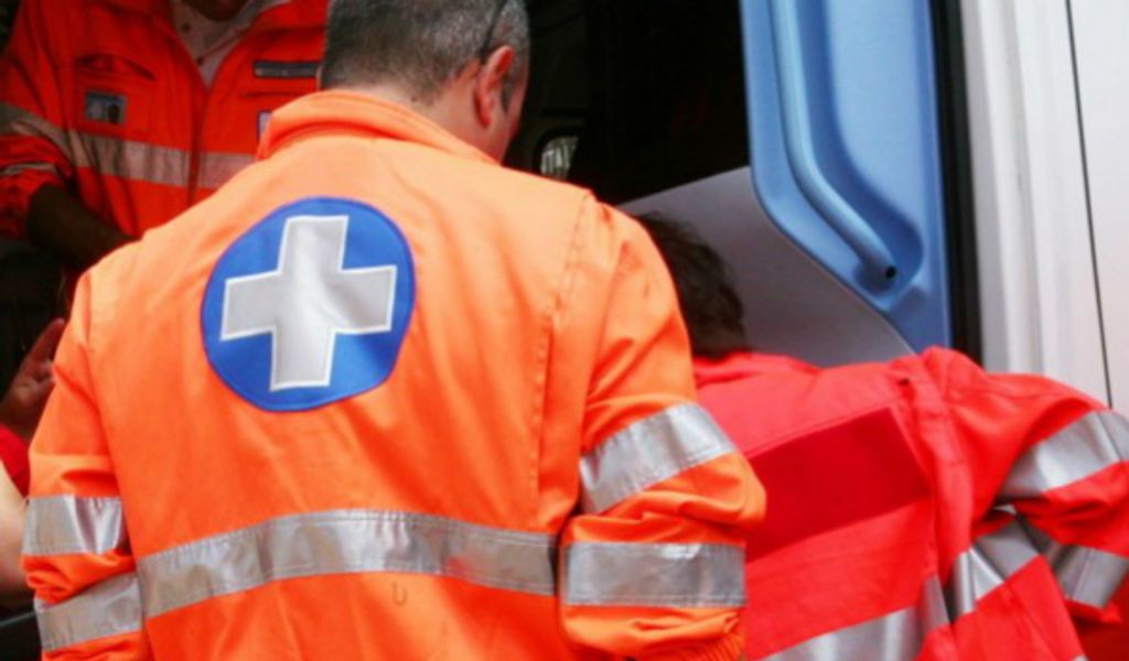 Lite per il parcheggio finisce in rissa, donna 53enne in ospedale