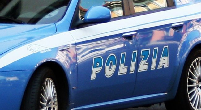 Poliziotto eroe salva la vita a un pescatore caduto nel fiume Oglio