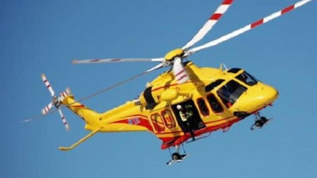 Dramma in Lombardia: stufetta cade in testa ad una bambina, muore a due anni